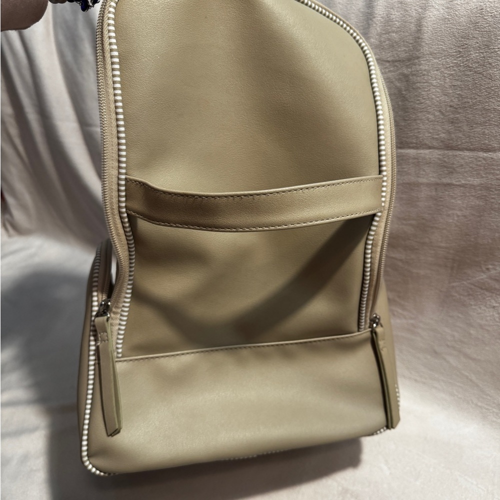 Tender Love + Carry Makeup Bag - Picture 10 of 16